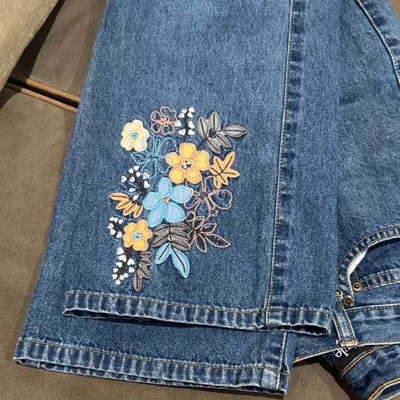 Style & Co. Denim Jeans with Colorful Floral Design - Picture 2 of 6